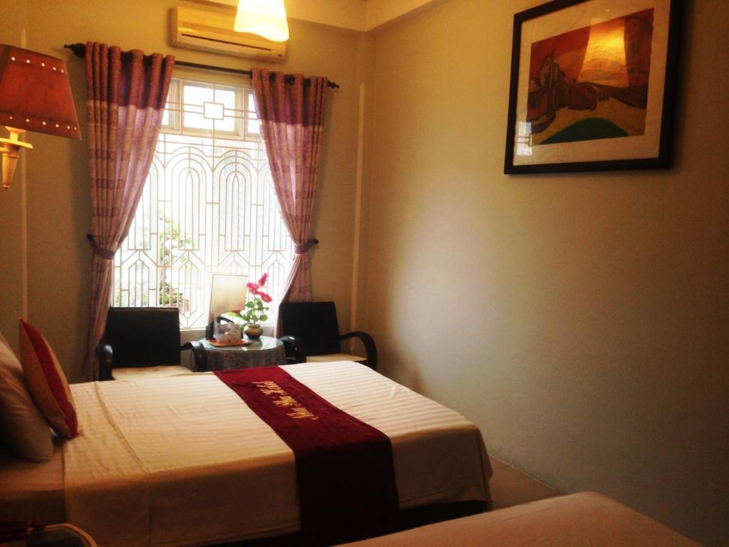 Nhu Phu Hotel Hue Luaran gambar