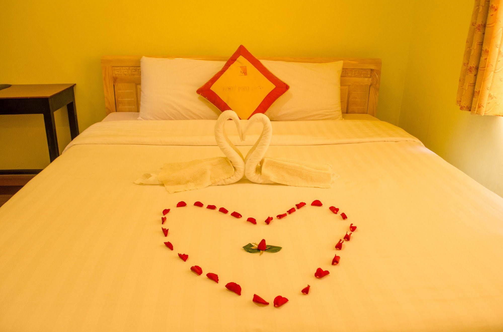 Nhu Phu Hotel Hue Luaran gambar