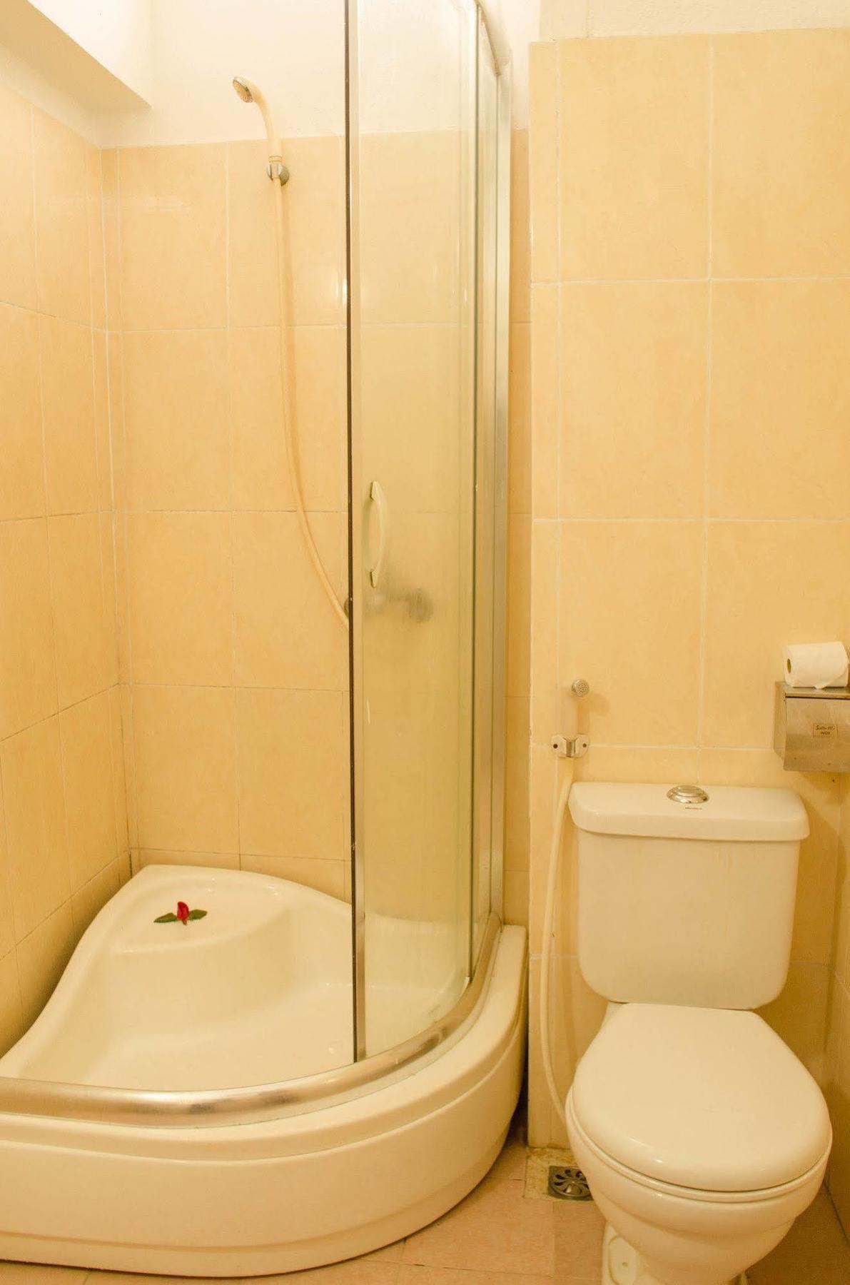 Nhu Phu Hotel Hue Luaran gambar